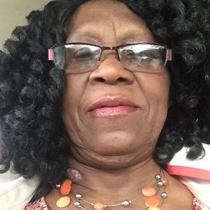 Meet your Posher, Cecily